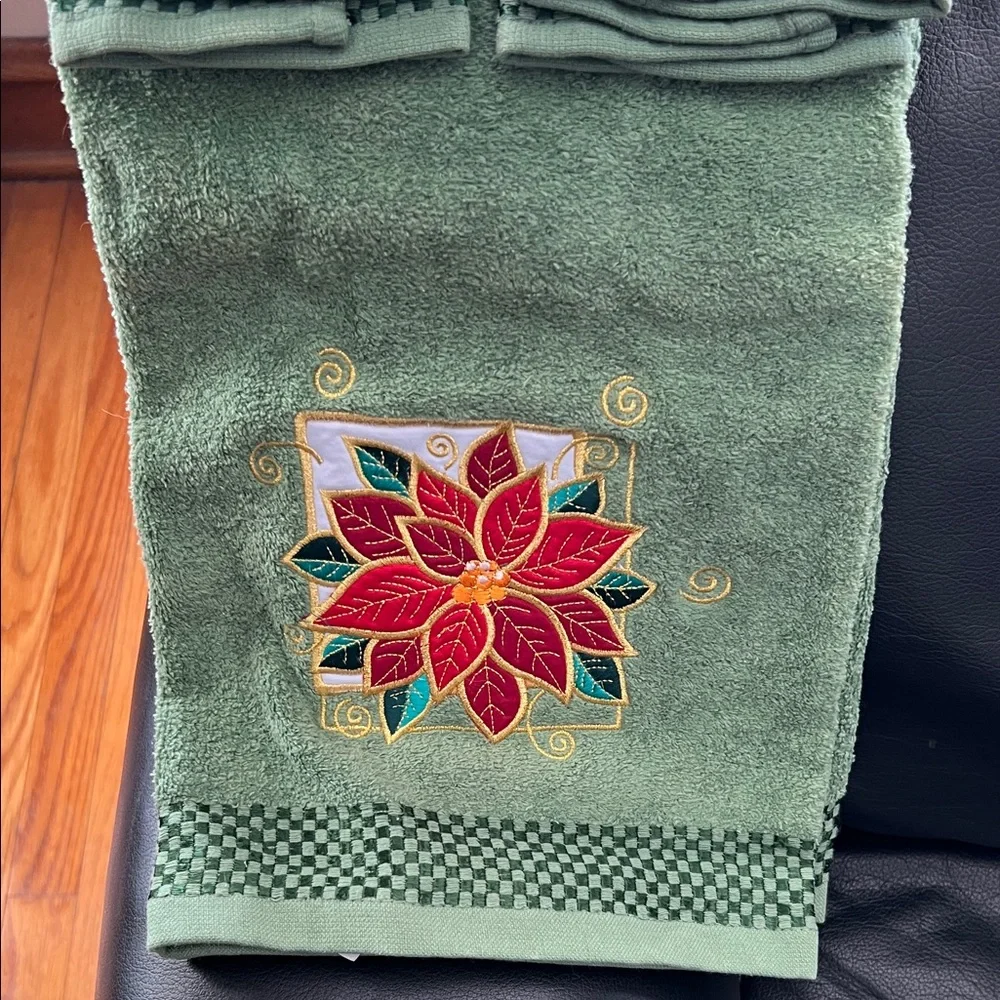 Green Poinsettia Embroidered Towel Set